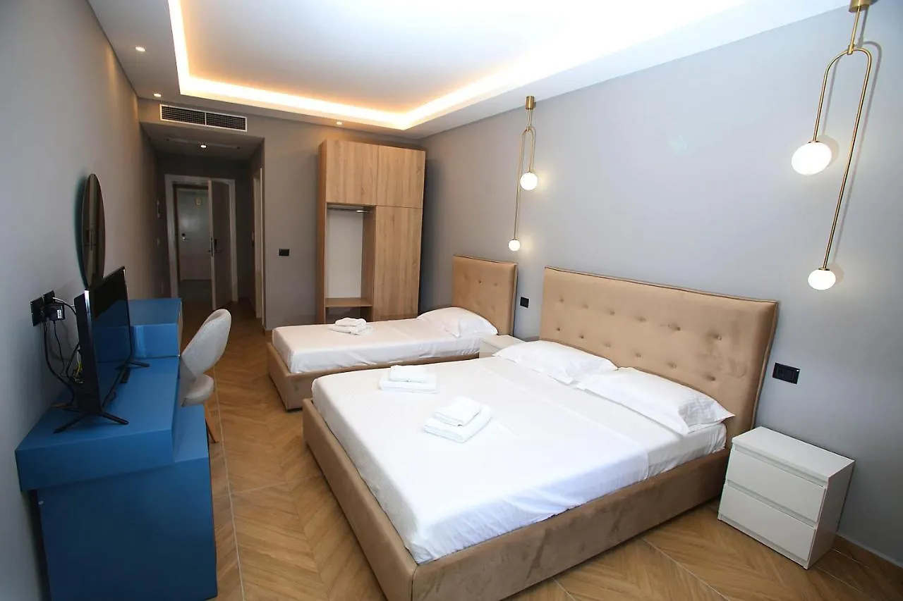 Diamond Hotel Durrës 4*,  Albánia