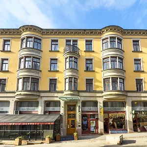 hotellátogatás